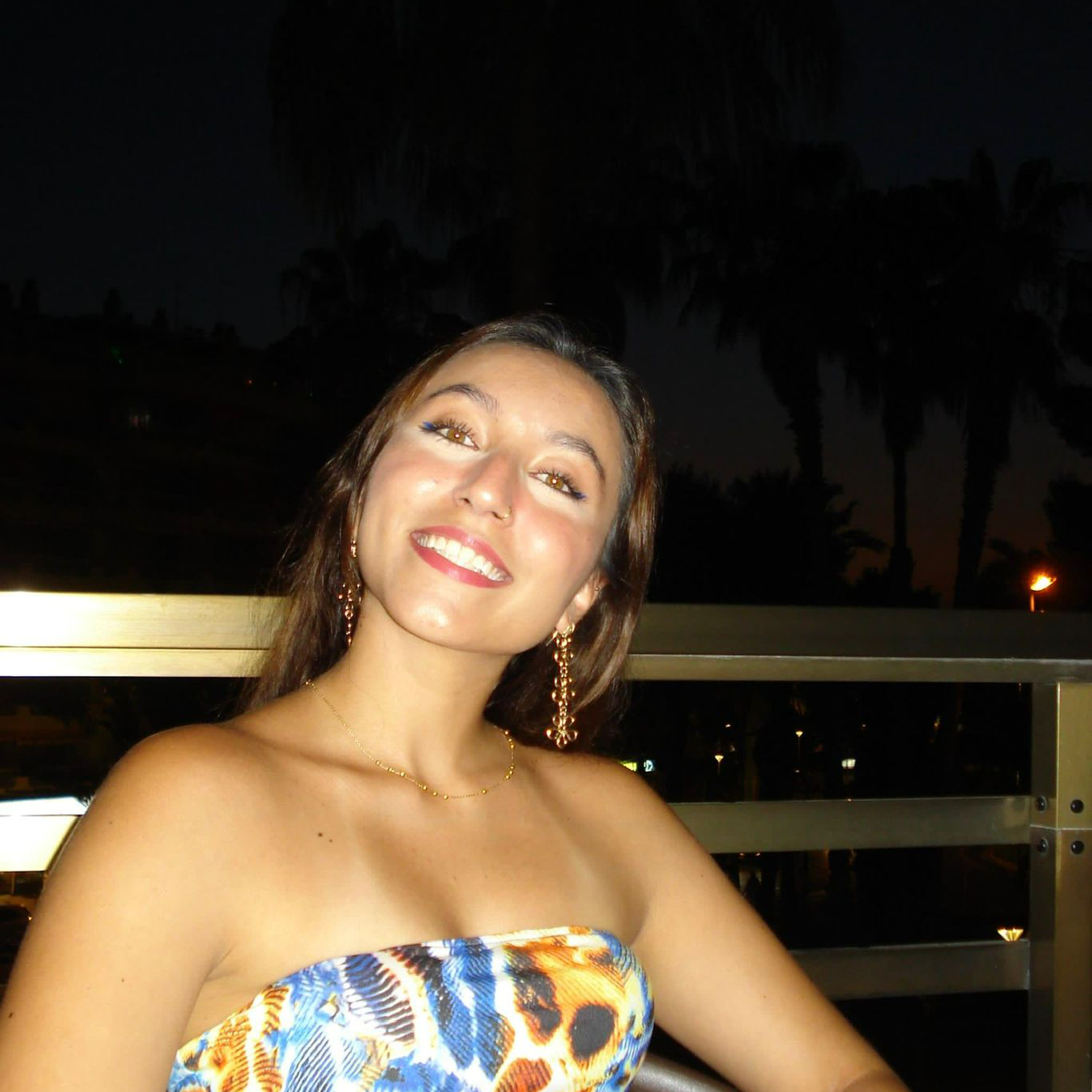María